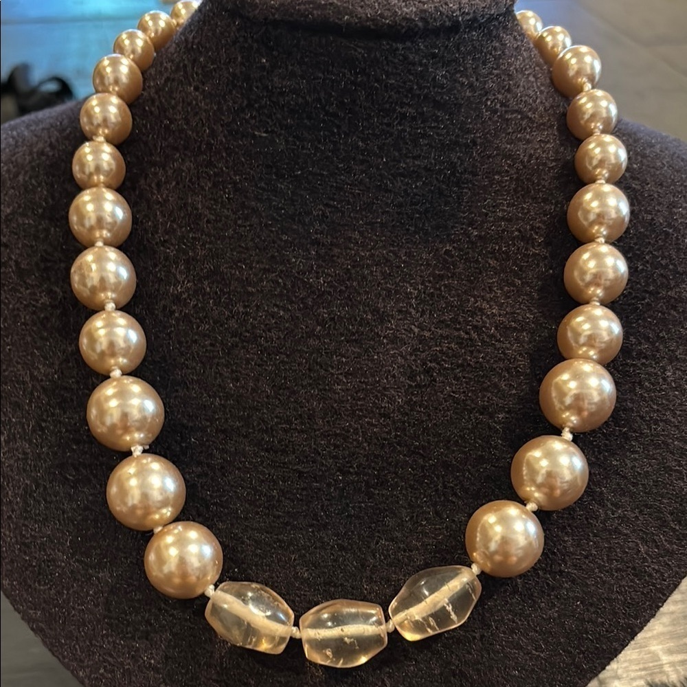 Signed AV Adrienne Vittadini Gilt Chunky Necklace Elegant Gold Tone Pearl